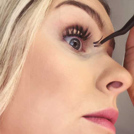 10 consigli per avere extension per le ciglia perfette
